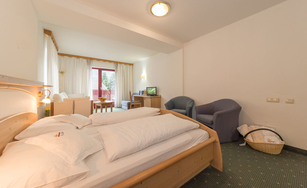 Hotel Hellweger Campo Tures Exterior photo