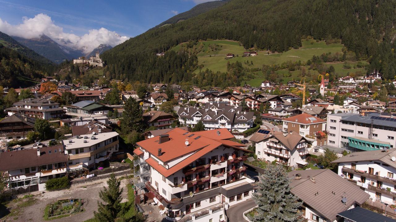 Hotel Hellweger Campo Tures Exterior photo
